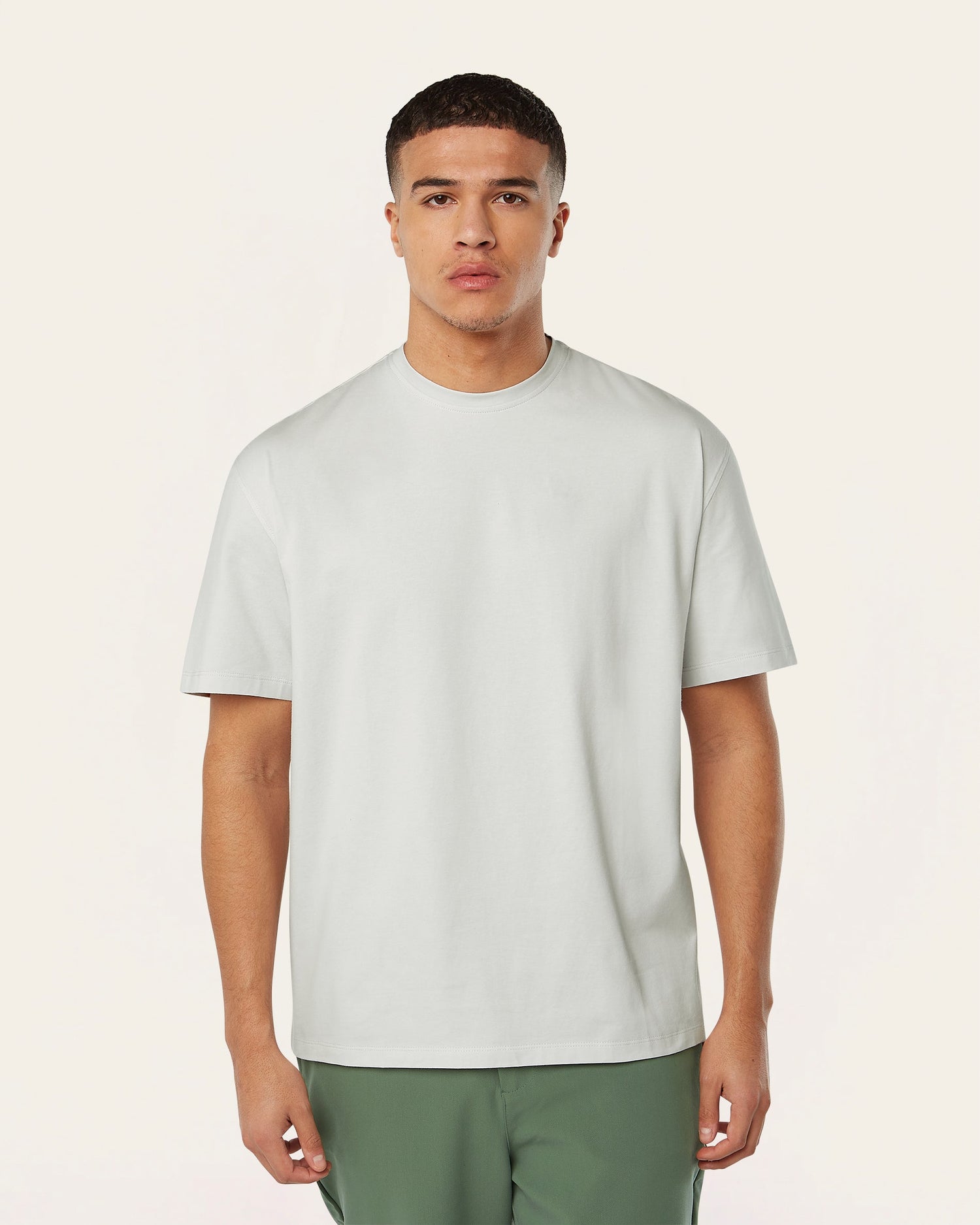 Entspanntes T-Shirt Wolkengrau